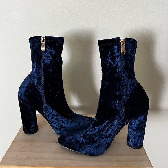 Blue Velvet Over the Ankle Booties - Picture 7 of 8